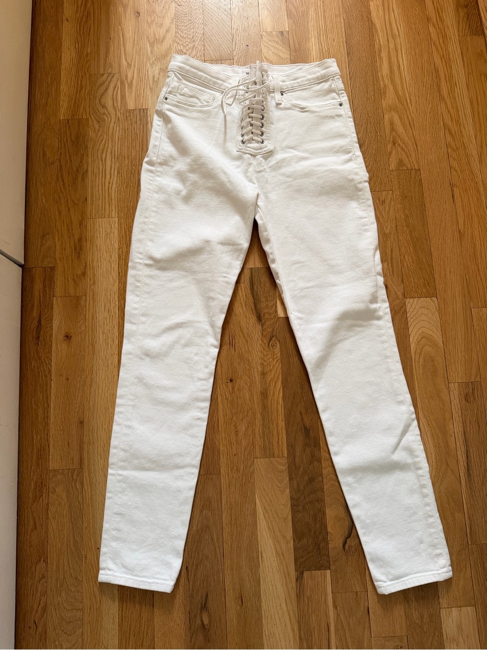 Hudson skinny jeans 28